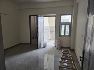 Room in 4 BHK Independent House at Sector 112 – for Rent
