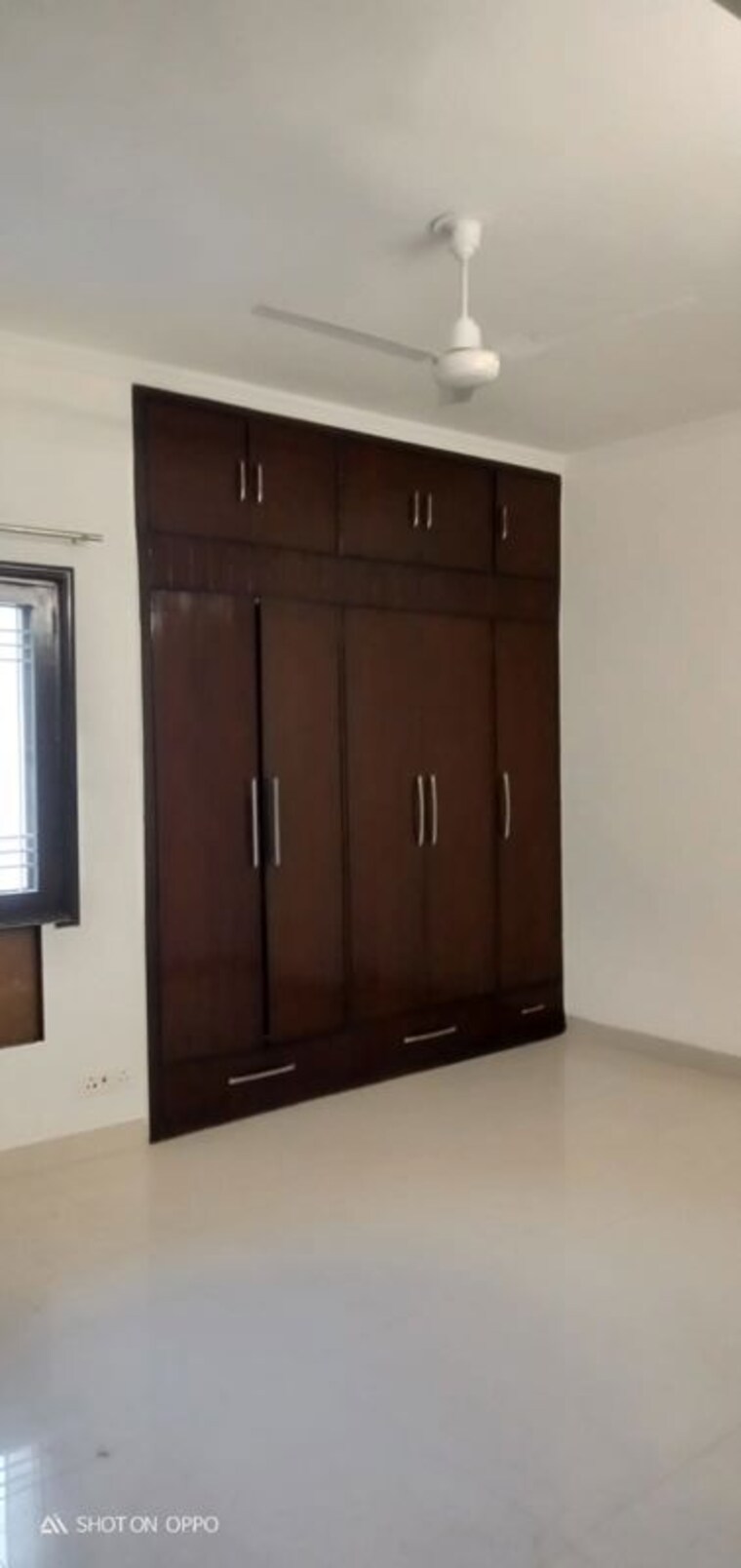 Room, vasant kunj 3 Bedroom 1800 Sq.Ft. Apartment In Vasant Kunj Delhi 10619977
