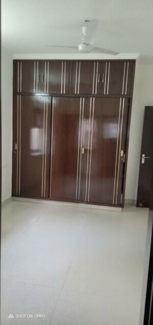 Building Lobby in 3 BHK Apartment at Vasant Kunj – for Rent