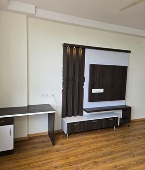3 BHK Apartment For Rent in Mantri Lithos, Thanisandra