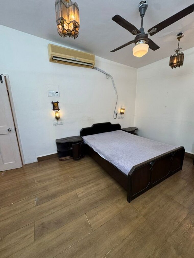 Team Area, vishwakamal-apartment-lower-parel 1 Bedroom 550 Sq.Ft. Apartment In Lower Parel Mumbai 10619984