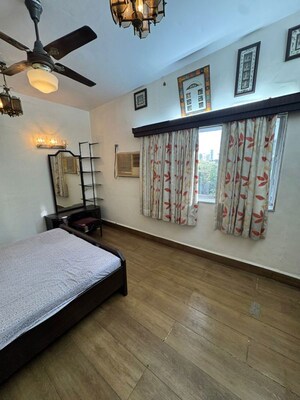 Bedroom in 1 BHK Apartment at Vishwakamal Apartment Lower Parel, Lower Parel – for Rent