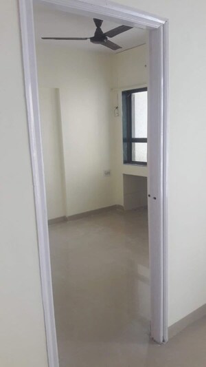 Room in 2.5 BHK Apartment at Mitha Nagar – for Rent