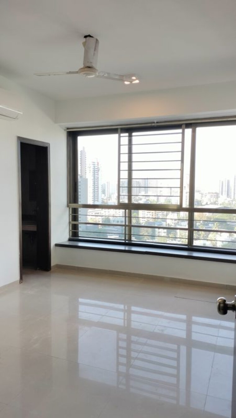 Master Bedroom, oberoi-realty-woods 3 Bedroom 950 Sq.Ft. Apartment In Goregaon East Mumbai 10619990