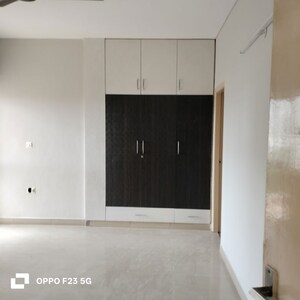 Room in 3.5 BHK Apartment at Orris Aster Court, Sector 85 – for Rent