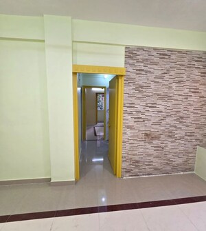 Room in 1 BHK Apartment at Vinay Apartment Worli, Worli – for Rent