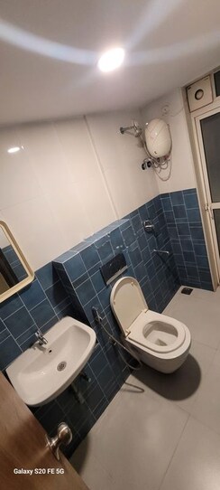 2 BHK Apartment For Rent in Lodha Amara