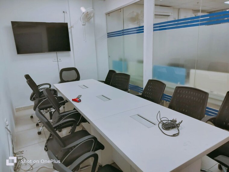 Team Area, sector 63 Commercial Office Space 2000 Sq.Ft. In Sector 63 Noida 10619961