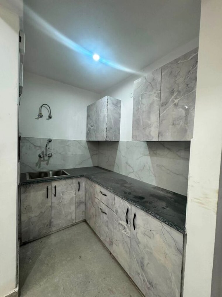Bathroom, saket 2 Bedroom 1000 Sq.Ft. Builder Floor In Saket Delhi 10620031