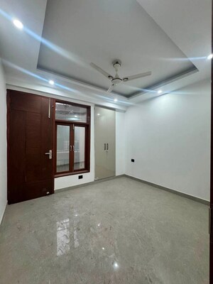2 BHK Builder Floor For Rent in Saket
