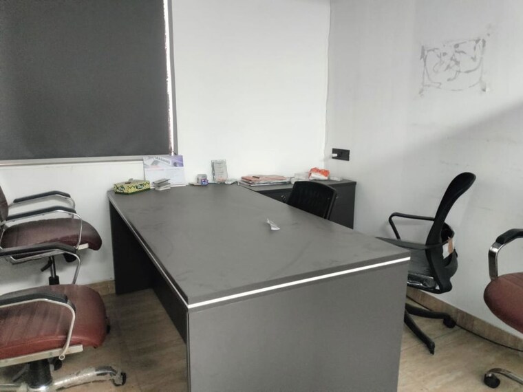 Team Area, sector 63 Commercial Office Space 850 Sq.Ft. In Sector 63 Noida 10620023