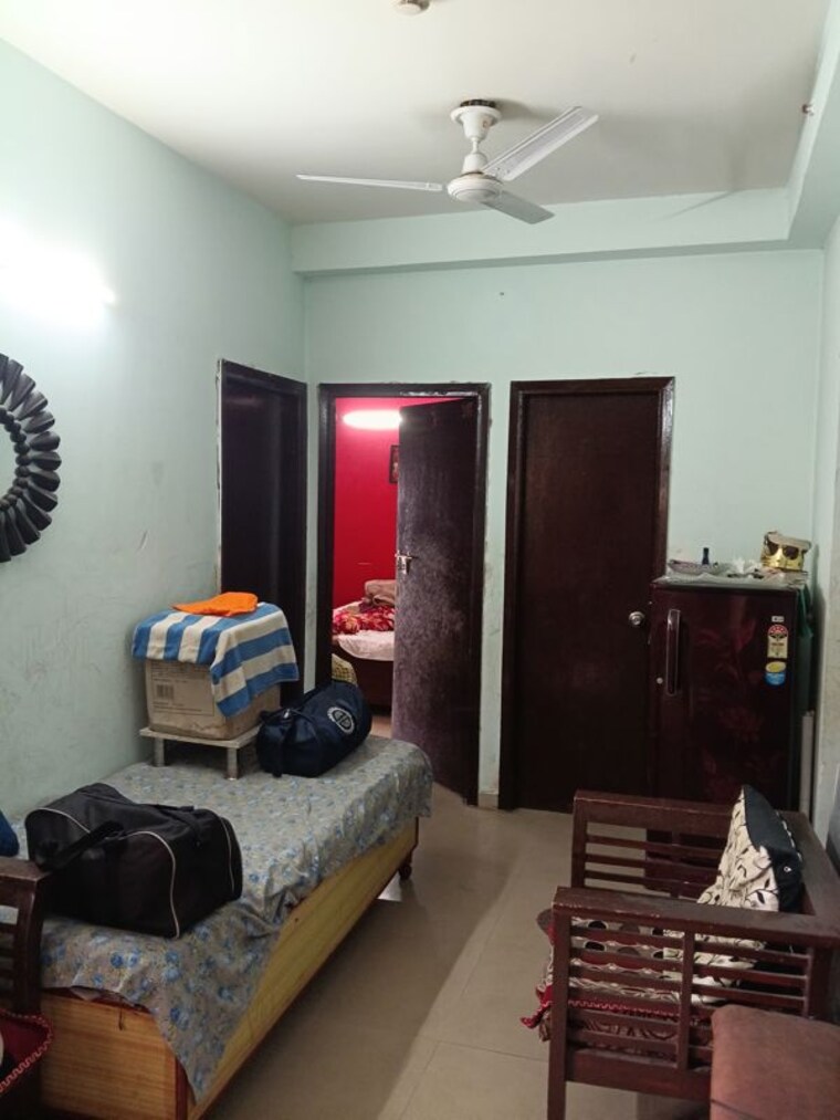 Living Room, mahagun-my-woods 2 Bedroom 1000 Sq.Ft. Apartment In Sector 16c Greater Noida Greater Noida 10620007