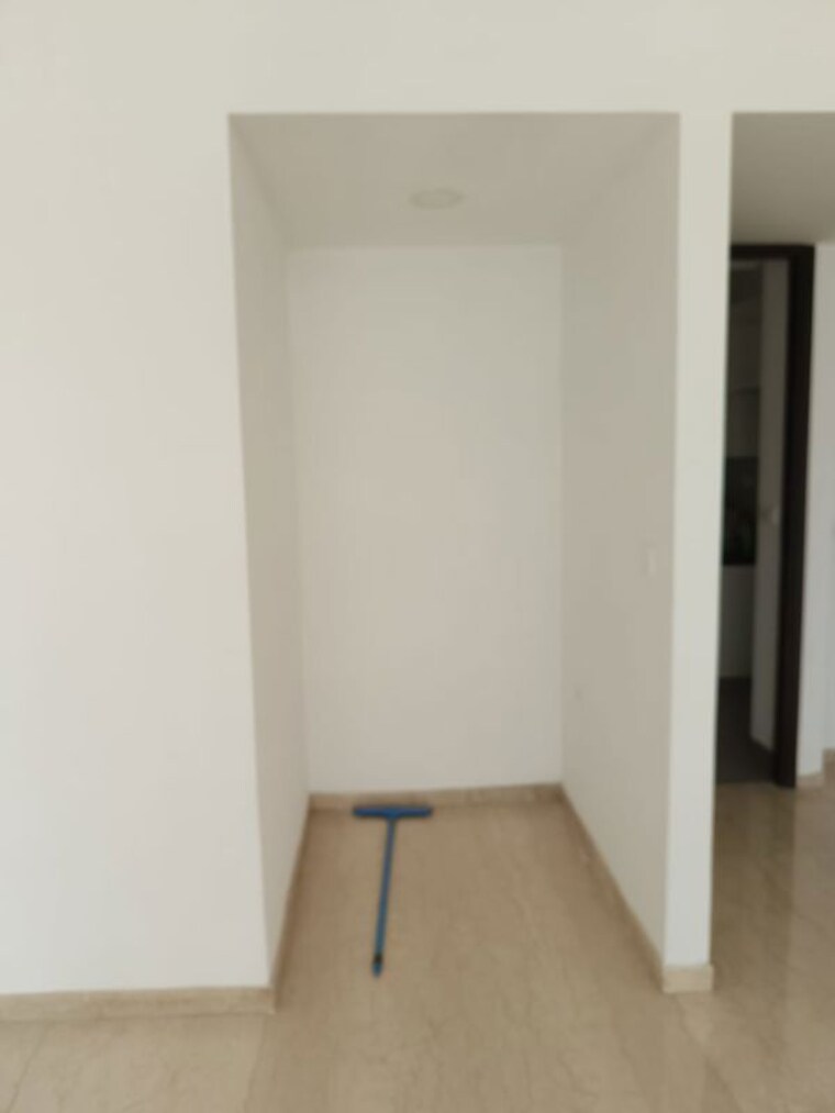Room, lodha-the-park 3 Bedroom 1100 Sq.Ft. Apartment In Worli Mumbai 10620045