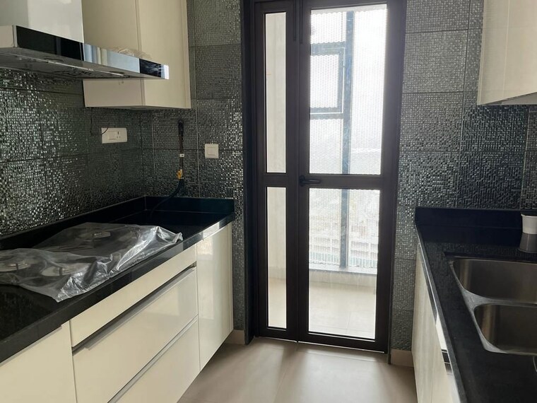 Kitchen, lodha-the-park 3 Bedroom 1100 Sq.Ft. Apartment In Worli Mumbai 10620045