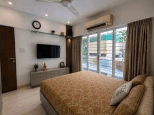 Bedroom in 3 BHK Apartment at Seven Bungalow, Andheri West – for Rent