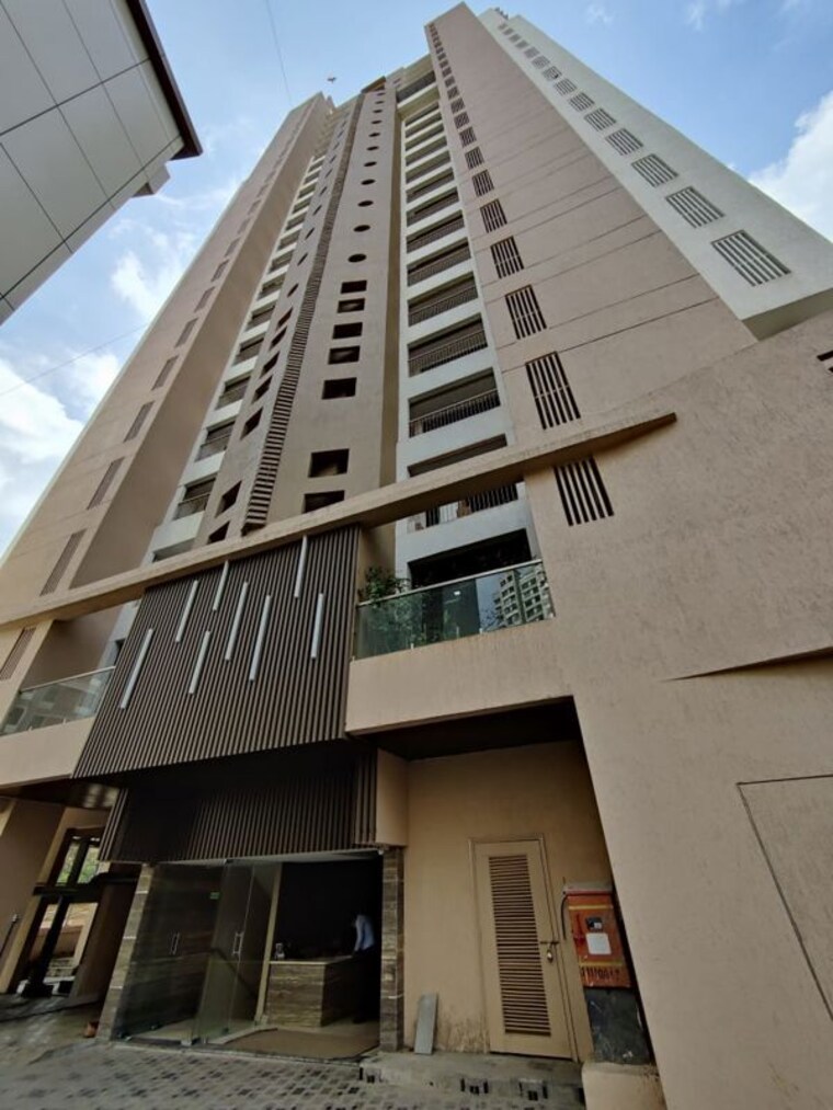 Exterior View, rashi-tower 2 Bedroom 715 Sq.Ft. Apartment In Goregaon East Mumbai 10620084