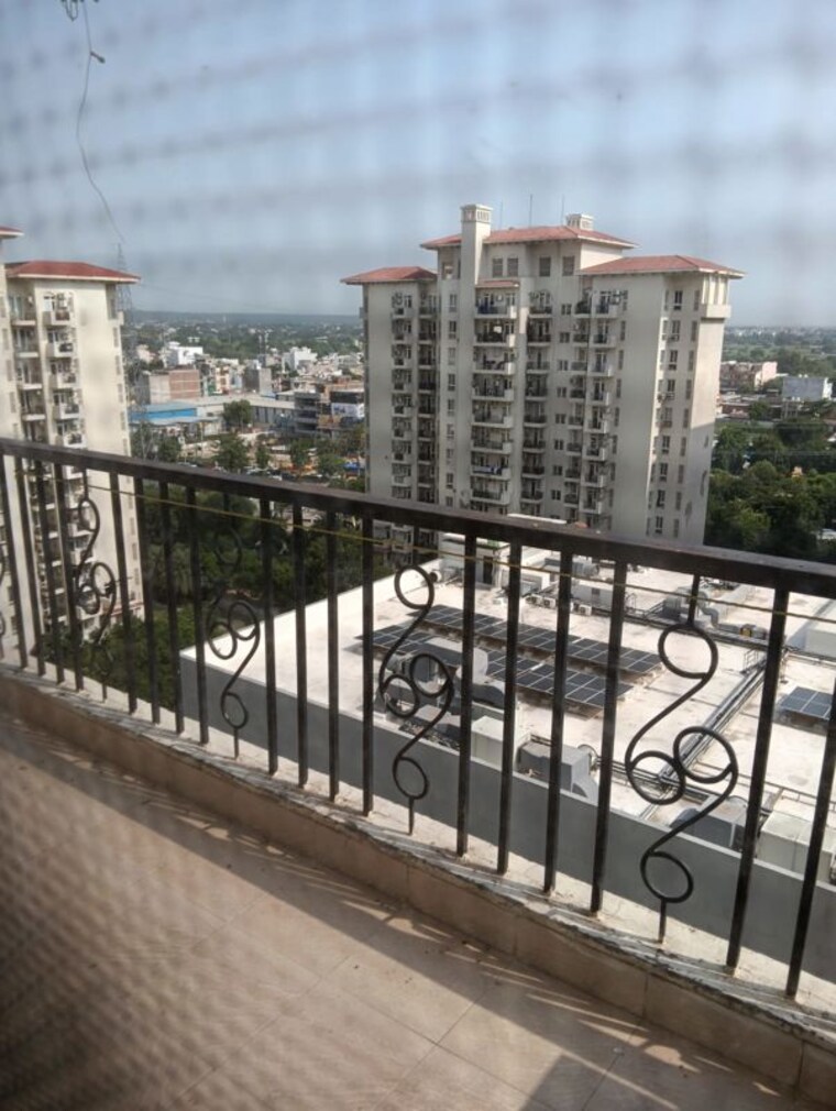 Exterior View, emaar-emerald-estate 3 Bedroom 1400 Sq.Ft. Apartment In Sector 65 Gurgaon 10620125