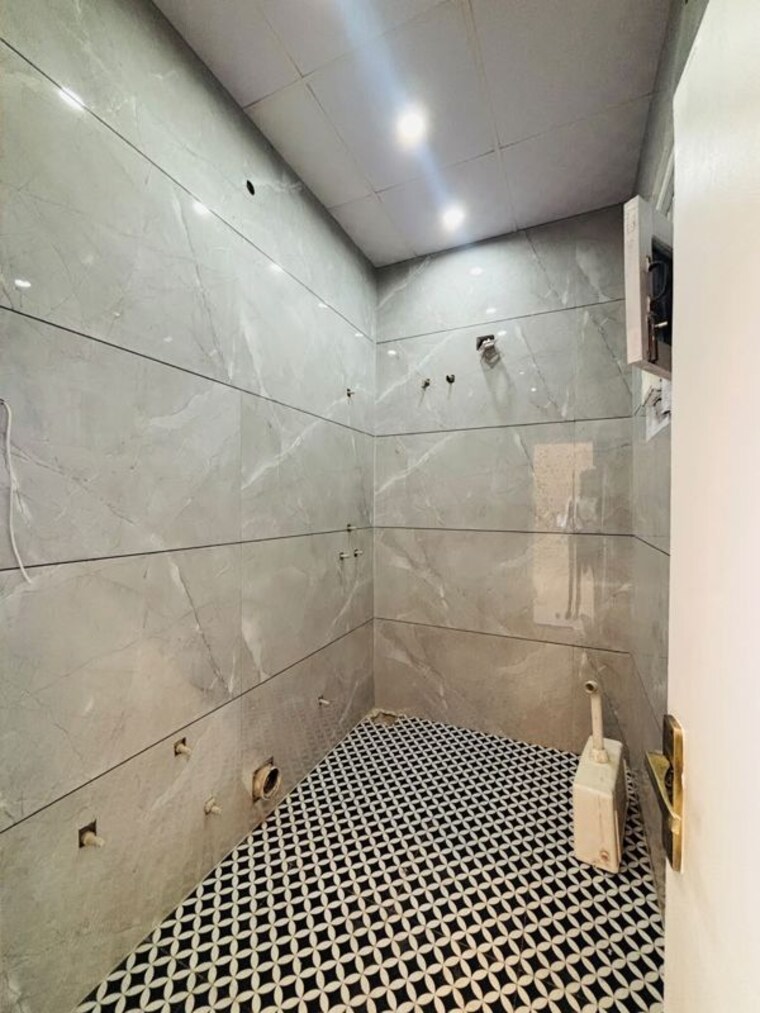 Bathroom, dhakoli 2 Bedroom 1140 Sq.Ft. Apartment In Dhakoli Zirakpur 10620134