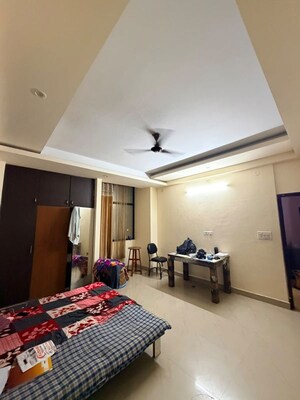 2 BHK Builder Floor For Rent in Aman Vihar