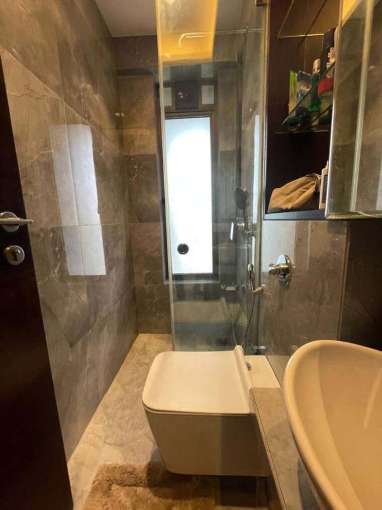Bathroom, jrle-the-amazing 3 Bedroom 1250 Sq.Ft. Apartment In Khar West Mumbai 10620141