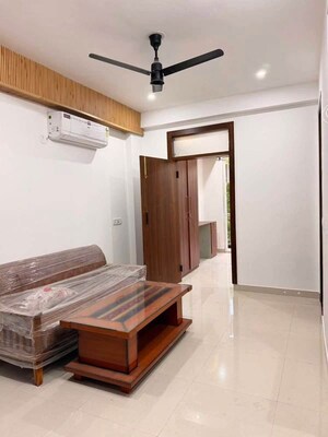 1 BHK Builder Floor For Rent in Saket