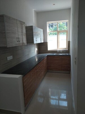 Kitchen in 1 BHK Builder Floor at Sector 23 – for Rent