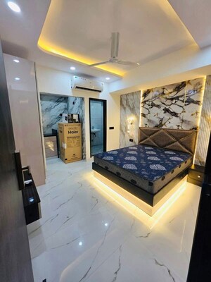 Room in 1 RK Builder Floor at Saket – for Rent