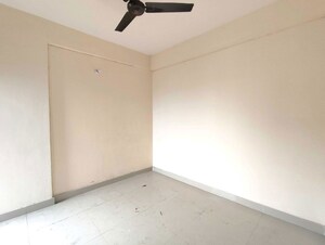 Room in 1 BHK Builder Floor at Sector 23 – for Rent
