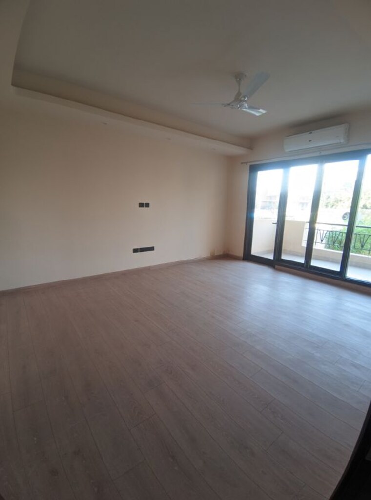 Room, eros-edenwood-towers 4 Bedroom 3389 Sq.Ft. Apartment In Lakkarpur Faridabad 10620168