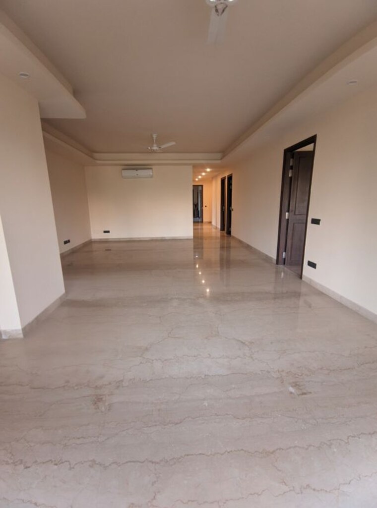 Room, eros-edenwood-towers 4 Bedroom 3389 Sq.Ft. Apartment In Lakkarpur Faridabad 10620168