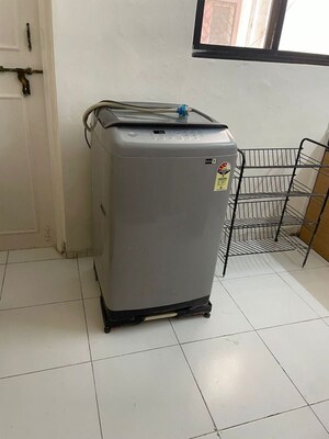 Furnished Amenities in 3 BHK Apartment at Ganga Hamlet, Viman Nagar – for Rent