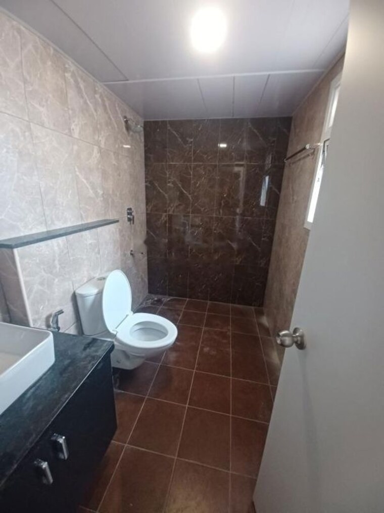 Bathroom, prestige-jindal-city 3 Bedroom 1560 Sq.Ft. Apartment In Bagalakunte Bangalore 10620210