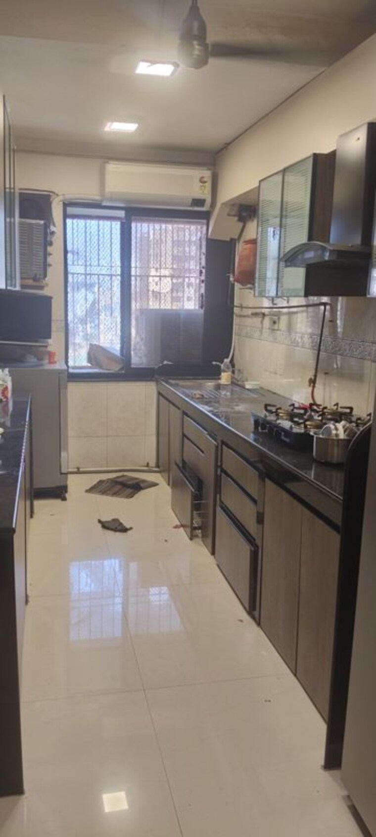 Kitchen, k-raheja-raheja-classique 4 Bedroom 2000 Sq.Ft. Apartment In Andheri West Mumbai 10620203