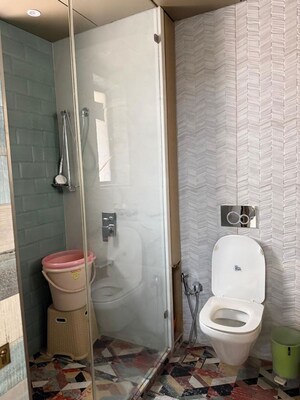 Bathroom in 2 BHK Apartment at Marine Drive – for Sale