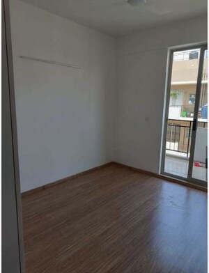 Room in 2 BHK Builder Floor at Sector 22 – for Rent