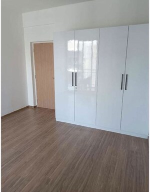 Room in 2 BHK Builder Floor at Sector 22 – for Rent