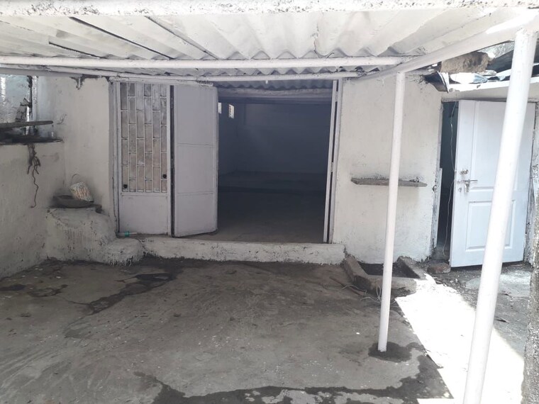 Team Area, goregaon east Commercial Warehouse 600 Sq.Ft. In Goregaon East Mumbai 10620258