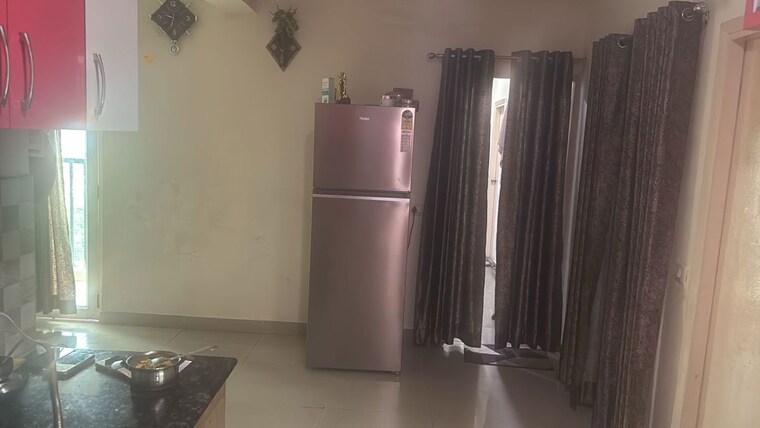 Room, gaur-city-6th-avenue 3.5 Bedroom 1560 Sq.Ft. Apartment In Sector 4 Greater Noida Greater Noida 10614202