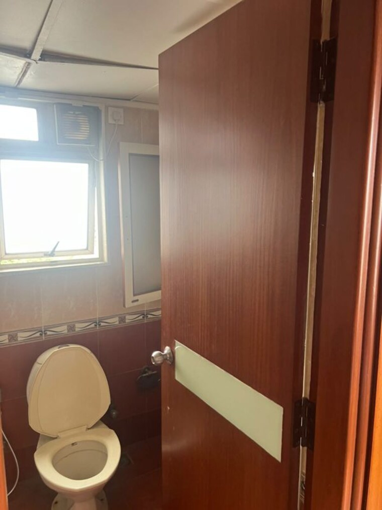Bathroom, prestige-st-johns-woods 2 Bedroom 1320 Sq.Ft. Apartment In Koramangala Bangalore 10620305