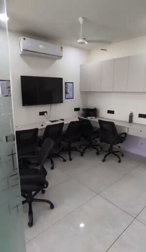  Office Space For Rent in Vastrapur