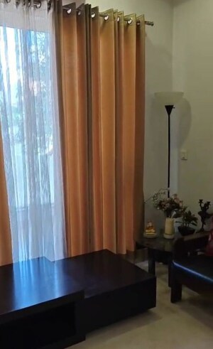 Bedroom in 3 BHK Builder Floor at Sector 21 – for Rent