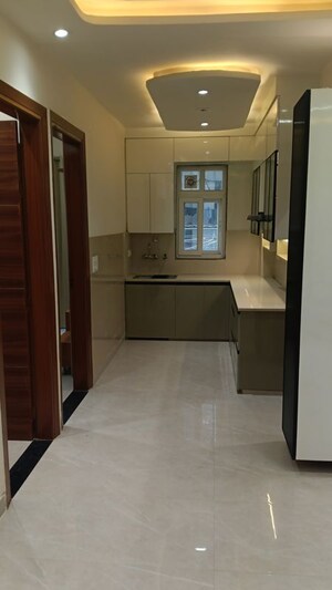Room in 4 BHK Builder Floor at Sector 15 Dwarka – for Sale