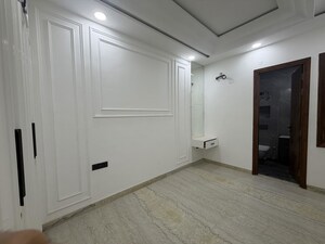 3 BHK Builder Floor For Rent in Sector 21