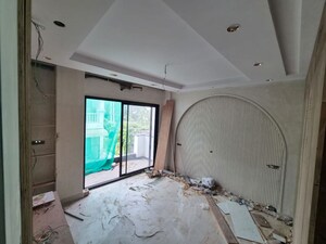 Room in 3 BHK Builder Floor at Sector 2 – for Sale