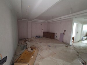 Room in 3 BHK Builder Floor at Sector 2 – for Sale