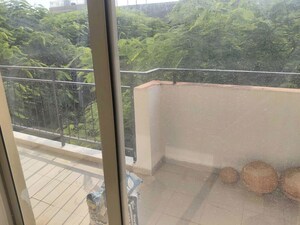 Balcony in 3 BHK Builder Floor at Sector 21 – for Rent