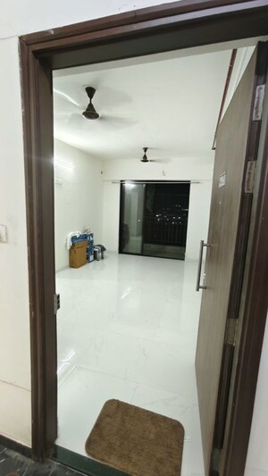 Bathroom in 1.5 BHK Apartment at Runwal Gardens, Dombivli East – for Rent