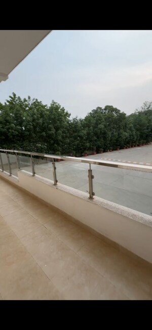 Balcony in 5 BHK Apartment at SS Linden, Sector 84 – for Rent