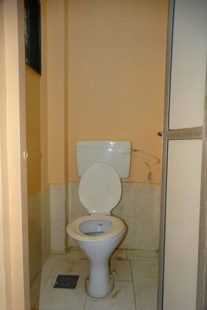 Bathroom in 1 BHK Apartment at Sankalp II, Malad East – for Rent