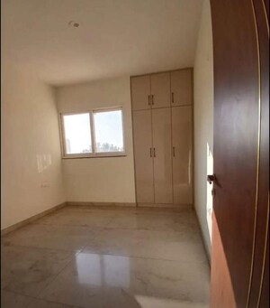 Room in 3 BHK Apartment at Malwa Escon Primera, International Airport Road – for Rent